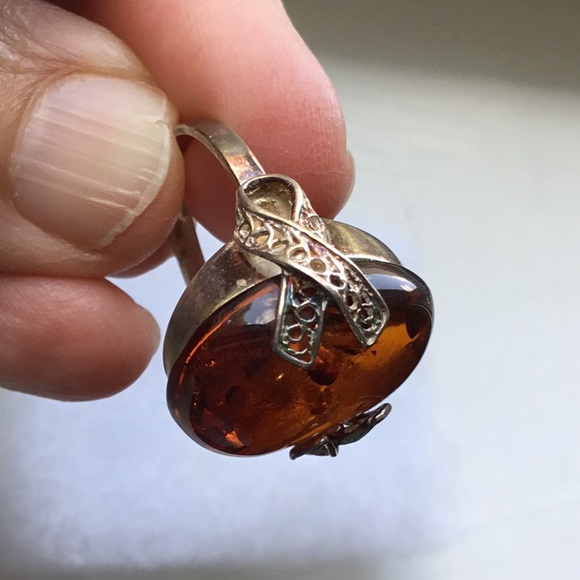 Amber Ring. Size 8 - Picture 2 of 4